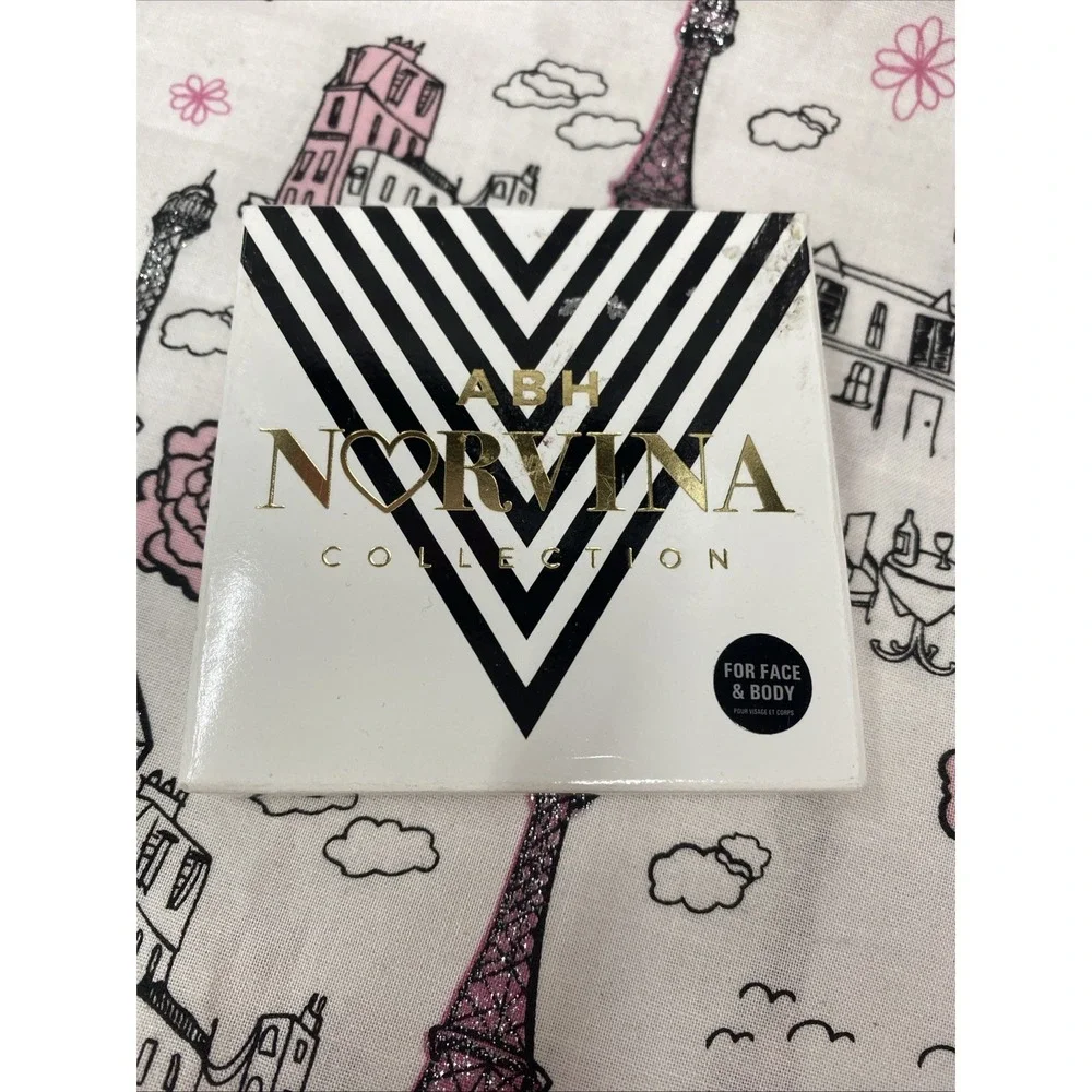 ANASTASIA Beverly Hills  Norvina  Mini Pro Pigment Eyeshadow Palette Vol.‎ 1.